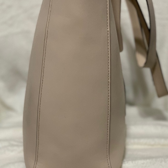 Pale Pink with Accent Bow- Firm on Price - Picture 4 of 10